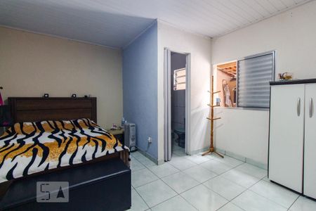 Casa à venda com 220m², 4 quartos e 2 vagas Casa à venda com 220m², 4 quartos e 2 vagasEdícula