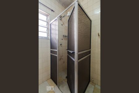 Casa à venda com 220m², 4 quartos e 2 vagas Casa à venda com 220m², 4 quartos e 2 vagasBanheiro