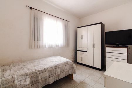 Casa à venda com 220m², 4 quartos e 2 vagas Casa à venda com 220m², 4 quartos e 2 vagasQuarto 1