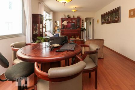 Apartamento à venda com 110m², 3 quartos e 1 vaga Apartamento à venda com 110m², 3 quartos e 1 vagaSala de jantar