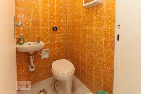 Apartamento à venda com 110m², 3 quartos e 1 vaga Apartamento à venda com 110m², 3 quartos e 1 vagaBanheiro de serviço