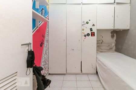 Apartamento à venda com 110m², 3 quartos e 1 vaga Apartamento à venda com 110m², 3 quartos e 1 vagaQuarto de serviço