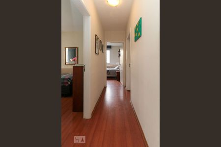 Apartamento à venda com 110m², 3 quartos e 1 vaga Apartamento à venda com 110m², 3 quartos e 1 vagaCorredor