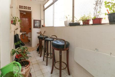 Apartamento à venda com 110m², 3 quartos e 1 vaga Apartamento à venda com 110m², 3 quartos e 1 vagaÁrea de serviço