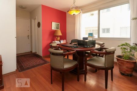 Apartamento à venda com 110m², 3 quartos e 1 vaga Apartamento à venda com 110m², 3 quartos e 1 vagaSala de jantar