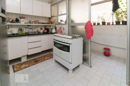 Apartamento à venda com 110m², 3 quartos e 1 vaga Apartamento à venda com 110m², 3 quartos e 1 vagaCozinha