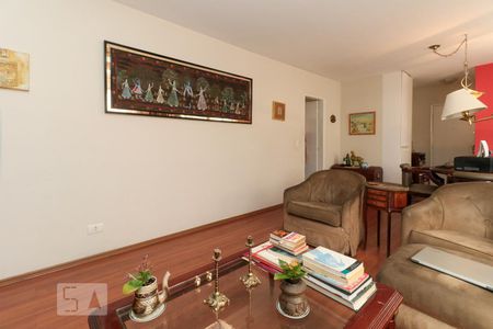 Apartamento à venda com 110m², 3 quartos e 1 vaga Apartamento à venda com 110m², 3 quartos e 1 vagaSala de estar