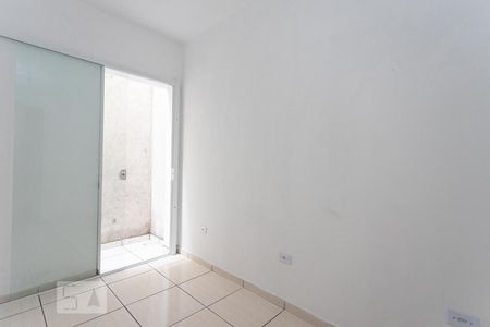 Quarto de apartamento para alugar com 1 quarto, 29m² em Cajuru, Curitiba