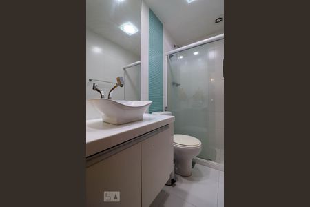 Apartamento para alugar com 110m², 3 quartos e 2 vagasBanheiro Social