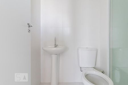 Apartamento para alugar com 33m², 2 quartos e sem vaga Apartamento para alugar com 33m², 2 quartos e sem vagaBanheiro