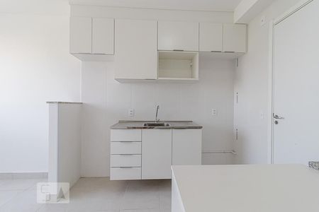 Apartamento para alugar com 33m², 2 quartos e sem vaga Apartamento para alugar com 33m², 2 quartos e sem vagaCozinha e Área de Serviço