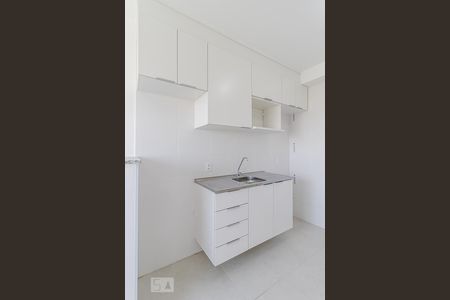 Apartamento para alugar com 33m², 2 quartos e sem vaga Apartamento para alugar com 33m², 2 quartos e sem vagaCozinha e Área de Serviço
