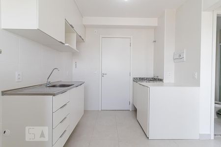Apartamento para alugar com 33m², 2 quartos e sem vaga Apartamento para alugar com 33m², 2 quartos e sem vagaCozinha e Área de Serviço