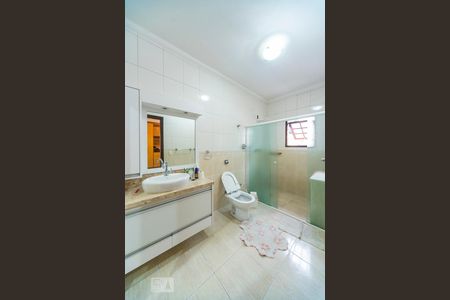 Casa para alugar com 340m², 4 quartos e 4 vagasBanheiro do Quarto 3