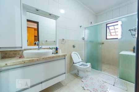 Casa para alugar com 340m², 4 quartos e 4 vagasBanheiro do Quarto 3
