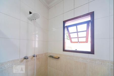 Casa para alugar com 340m², 4 quartos e 4 vagasChuveiro