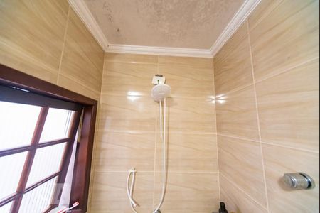 Casa para alugar com 340m², 4 quartos e 4 vagasChuveiro