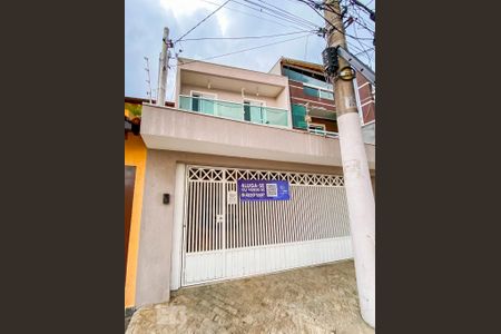 Casa para alugar com 340m², 4 quartos e 4 vagasFachada