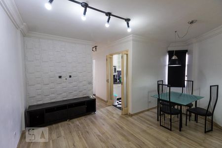 Sala de Apartamento com 2 quartos, 64m² Vila Dalila