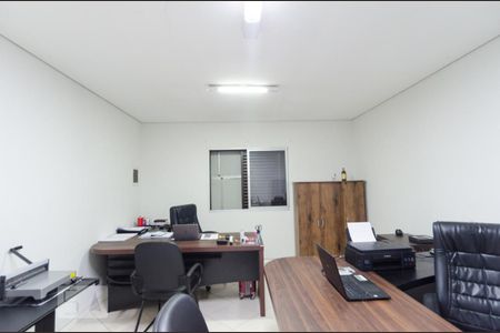 Casa para alugar com 170m², 2 quartos e 1 vagaQuarto 1