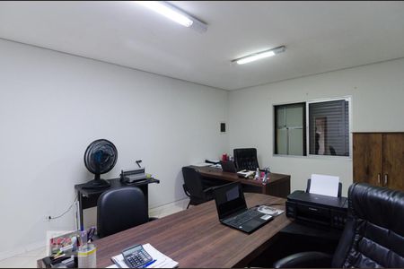 Casa para alugar com 170m², 2 quartos e 1 vagaQuarto 1