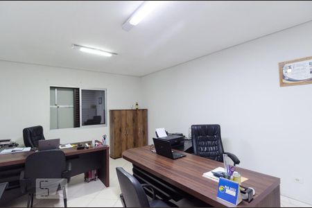 Casa para alugar com 170m², 2 quartos e 1 vagaQuarto 1