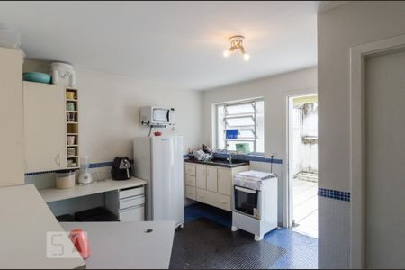 Casa para alugar com 170m², 2 quartos e 1 vagaCozinha