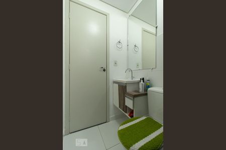 Apartamento para alugar com 49m², 2 quartos e 1 vaga Apartamento para alugar com 49m², 2 quartos e 1 vagaBanheiro