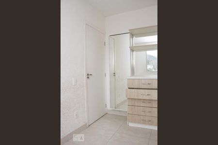 Apartamento à venda com 44m², 2 quartos e 1 vagaQuarto 02