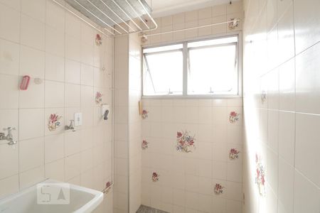 Apartamento para alugar com 64m², 2 quartos e 1 vagaArea de serviço 