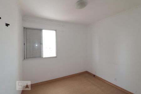 Quarto 2 de apartamento para alugar com 2 quartos, 64m² em Vila Carrão, São Paulo
