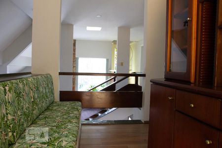 Casa à venda com 4 quartos, 600m² em Vila Brandina, Campinas