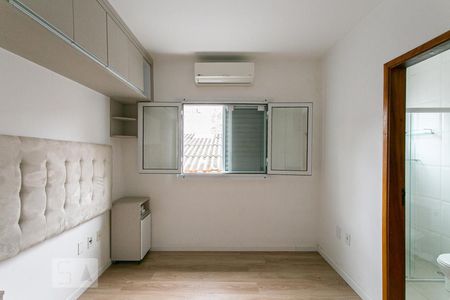 Suíte 1 de casa de condomínio para alugar com 2 quartos, 54m² em Penha de França, São Paulo