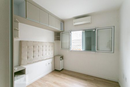 Suíte 1 de casa de condomínio à venda com 2 quartos, 54m² em Penha de França, São Paulo