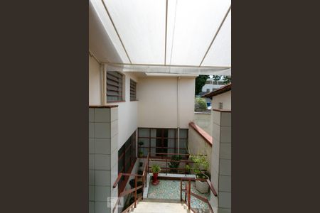 Casa à venda com 320m², 5 quartos e 3 vagasÁrea de Serviço