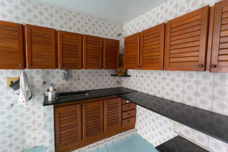 Casa à venda com 320m², 5 quartos e 3 vagasCozinha
