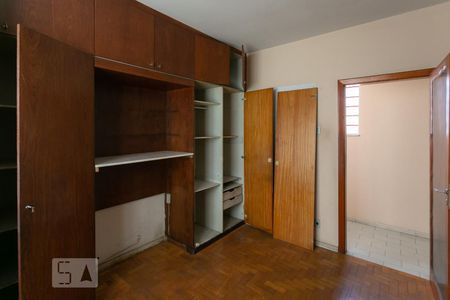 Casa à venda com 320m², 5 quartos e 3 vagasQuarto 1