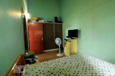 Casa à venda com 300m², 4 quartos e 4 vagas Casa à venda com 300m², 4 quartos e 4 vagasQuarto 2