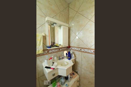 Casa à venda com 300m², 4 quartos e 4 vagas Casa à venda com 300m², 4 quartos e 4 vagasBanheiro da suíte