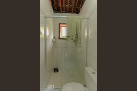 Casa à venda com 300m², 4 quartos e 4 vagas Casa à venda com 300m², 4 quartos e 4 vagasBanheiro 2