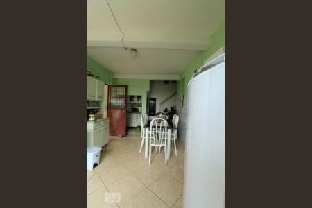 Casa à venda com 300m², 4 quartos e 4 vagas Casa à venda com 300m², 4 quartos e 4 vagasCozinha 1