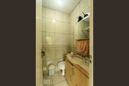 Casa à venda com 300m², 4 quartos e 4 vagas Casa à venda com 300m², 4 quartos e 4 vagasBanheiro 1
