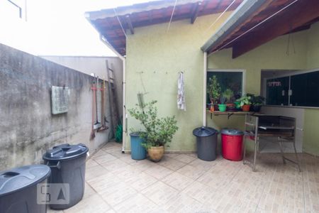 Casa para alugar com 400m², 5 quartos e 5 vagasQuintal