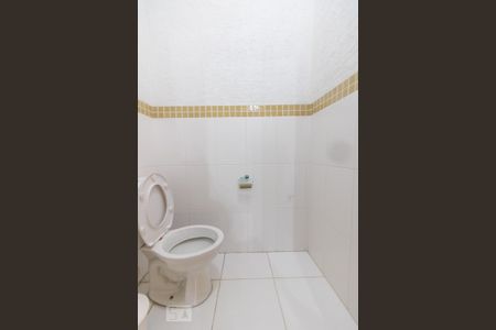 Casa para alugar com 400m², 5 quartos e 5 vagasBanheiro de Serviço