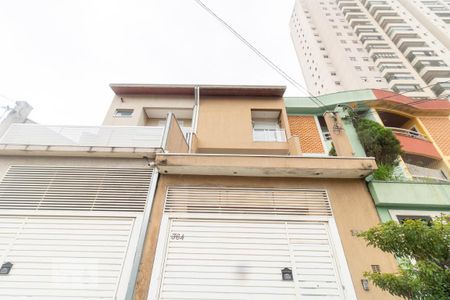 Casa para alugar com 400m², 5 quartos e 5 vagasFachada