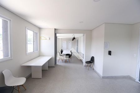 Studio à venda com 32m², 1 quarto e 1 vaga Studio à venda com 32m², 1 quarto e 1 vagaÁrea comum - Salão de Festas