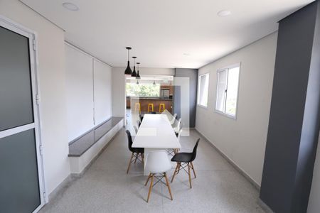 Studio à venda com 32m², 1 quarto e 1 vaga Studio à venda com 32m², 1 quarto e 1 vagaÁrea comum - Salão de Festas