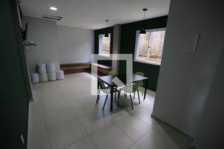 Studio à venda com 32m², 1 quarto e 1 vaga Studio à venda com 32m², 1 quarto e 1 vagaÁrea comum - Salão de jogos
