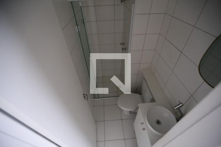 Banheiro de kitnet/studio à venda com 1 quarto, 32m² em Parque Reboucas, São Paulo