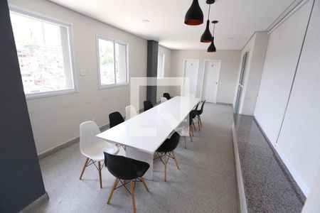 Studio à venda com 32m², 1 quarto e 1 vaga Studio à venda com 32m², 1 quarto e 1 vagaÁrea comum - Salão de Festas
